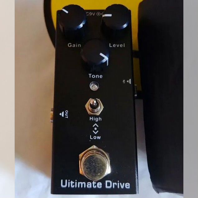 Педаль эффектов Ultimate Drive