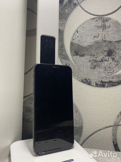 iPhone X, 64 ГБ