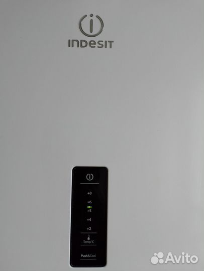 Холодильник Indesit
