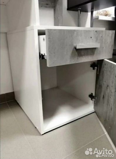 Стол рабочий/компьютерный 