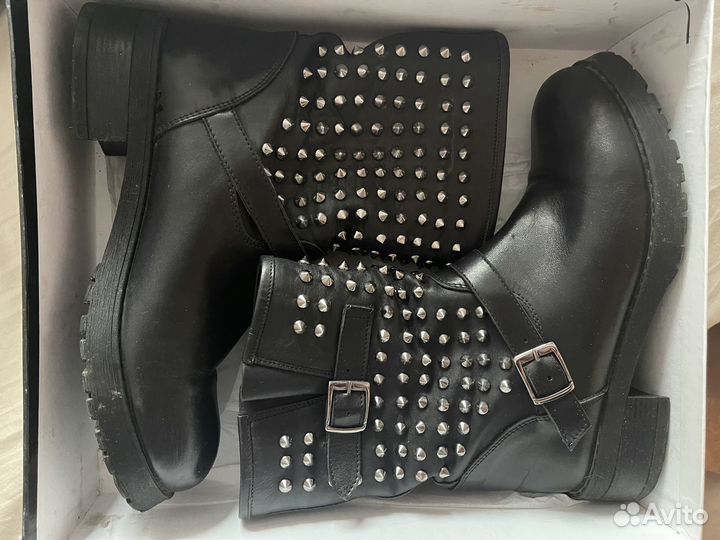 Ботинки женские