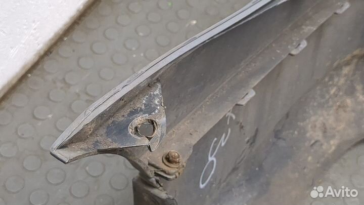 Бампер задний Toyota Avensis 1, 2002