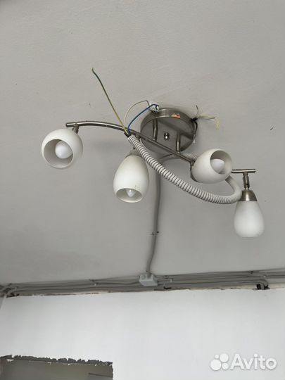 Светильник потолочный