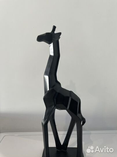 Фигура «Жираф полигональный» (полистоун)