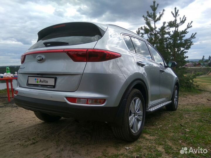 Kia Sportage 2.0 AT, 2016, битый, 60 000 км