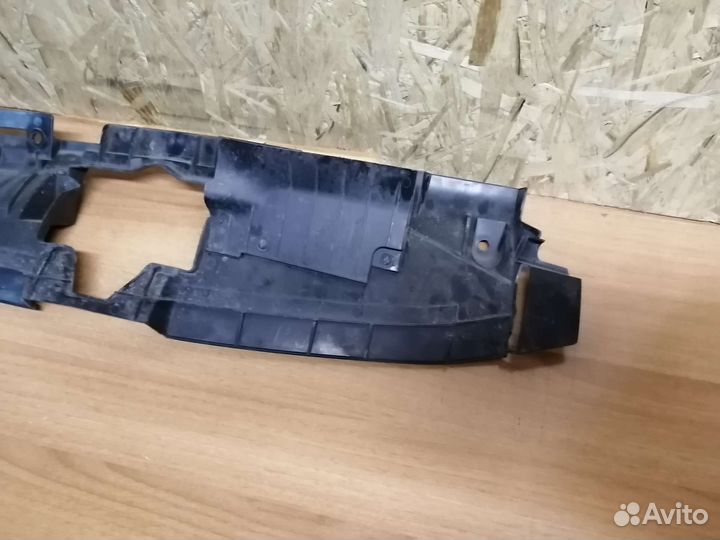 Накладка замка капота Subaru Forester 5 SK