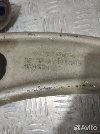 Рычаг подвески передний правый Volkswagen Tiguan