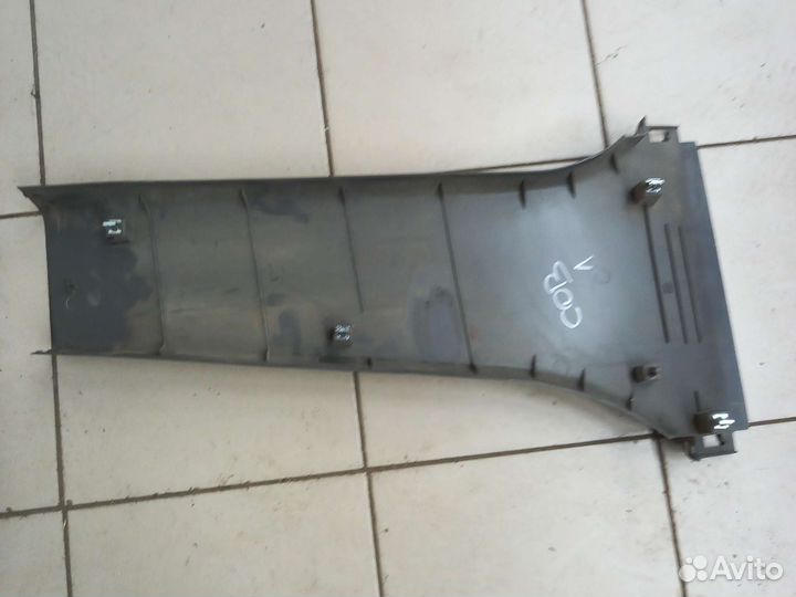 Накладка на среднюю левою стойку Шевроле Кобальт