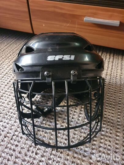 Шлем хоккейный детский