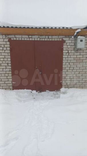 Гараж, > 30 м²