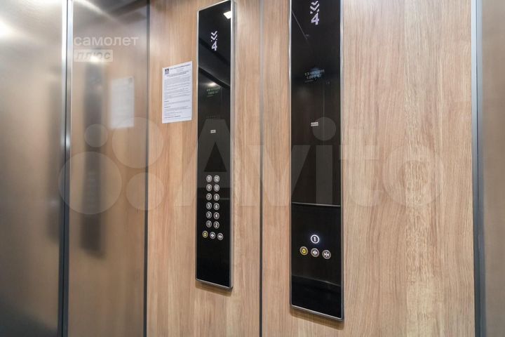 3-к. квартира, 121,1 м², 8/12 эт.