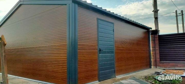 Дверь гаражная