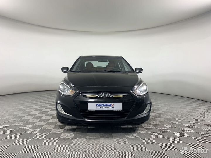 Hyundai Solaris 1.6 AT, 2011, 141 143 км