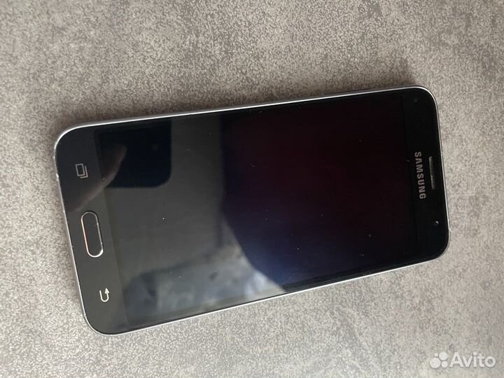 Телефон Samsung