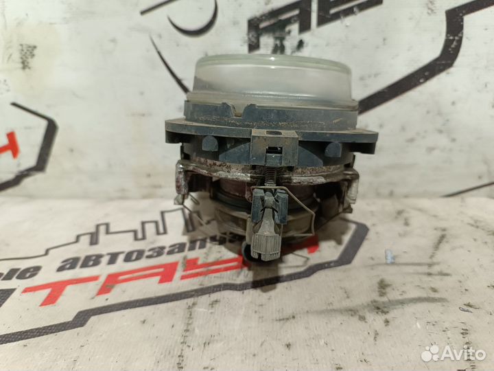 Туманка nissan mazda suzuki mitsubishi. march MPV premacy R'nessa serena swift tino AK11 ANK11. VGY1