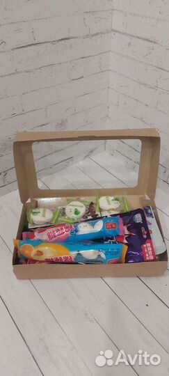 Набор сладостей из Азии