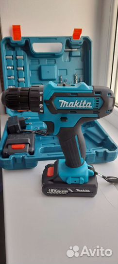 Шуруповерт makita 18v