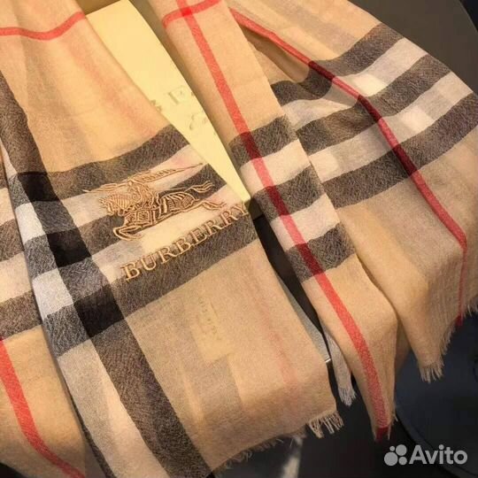 Шарф Burberry