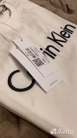 Calvin klein футболка