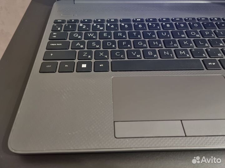 Hp 255 Rayzen 3,8gb,Vega 3,ssd256,ips