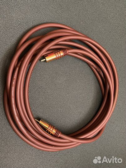 Кабель для сабвуфера. oehlbach. 5 метров RCA-RCA