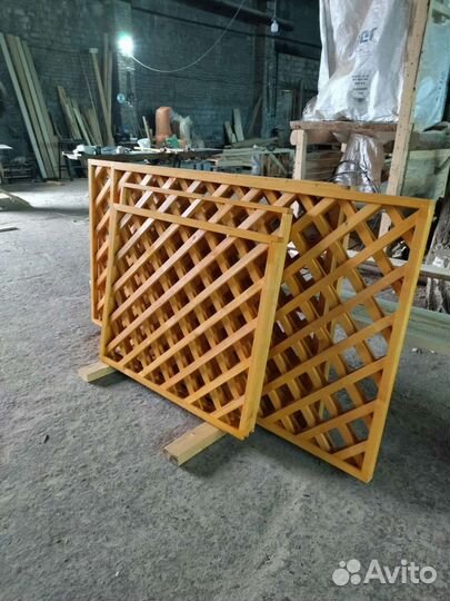 Шпалера деревянная