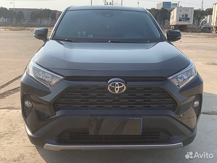Toyota RAV4 2.0 CVT, 2022, 50 000 км