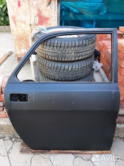 Двери на газ2410