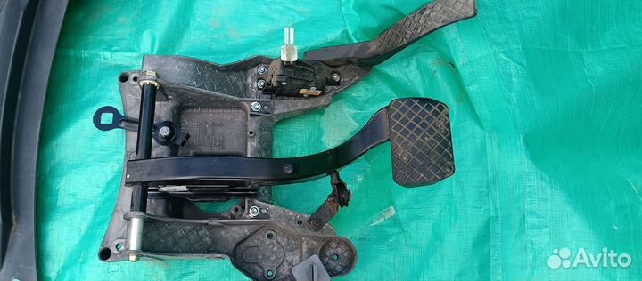 Педаль газа Audi Q7