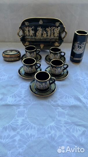 Подарочный набор ваза, шкатулка,поднос, чашки