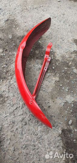 Крыло переднее ява 634