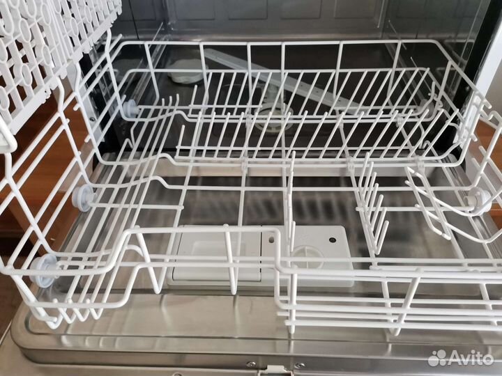 Посудомоечная машина Electrolux