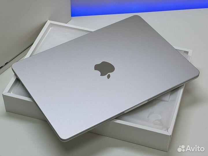 MacBook Air 13 2022 M2 8gb 256gb Silver