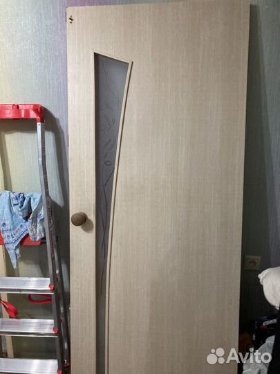 Межкомнатные двери бу 80 200