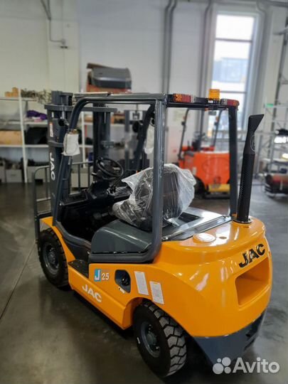 Вилочный погрузчик JAC CPCD25, 2024