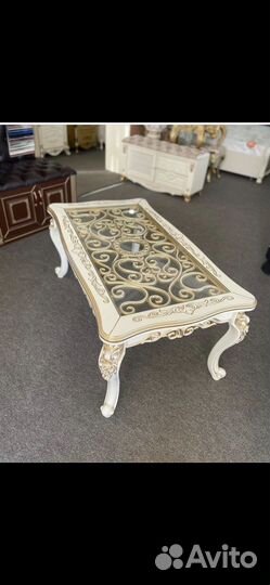 Журнальный стол