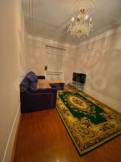 1-к. квартира, 35 м², 4/4 эт.