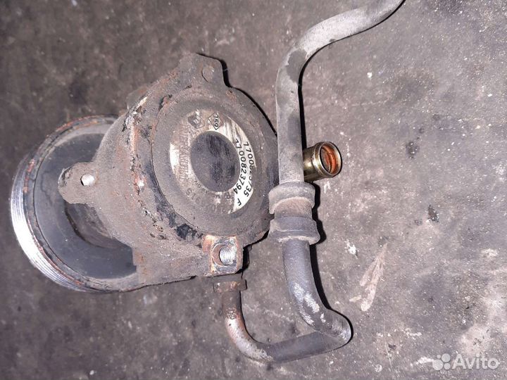 Насос гур Renault laguna 1