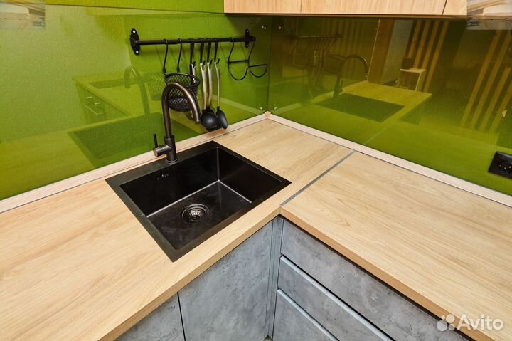 Кухня по дизайну Лофт по размеру