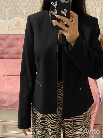 Пиджак женский черный 44