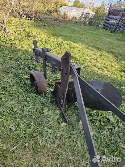 Конный плуг