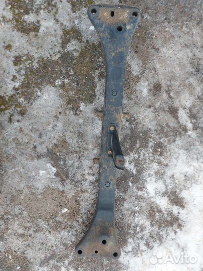 Балка задняя