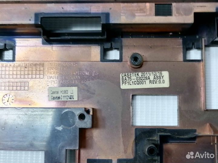 Поддон для Samsung NP305V5A