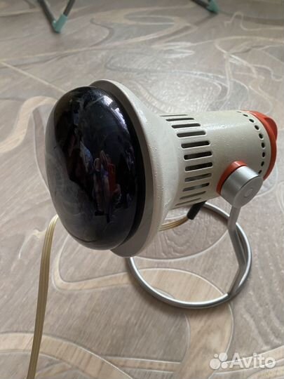 Инфракрасная лампа с подставкой