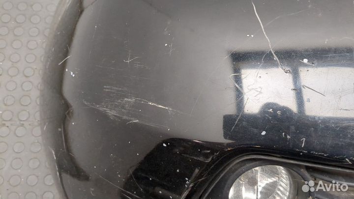 Бампер передний Toyota Prius