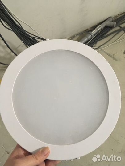 Светильник встраиваемый