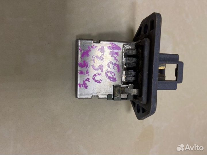 Резистор печки Chevrolet Aveo T255 B12D1 2009