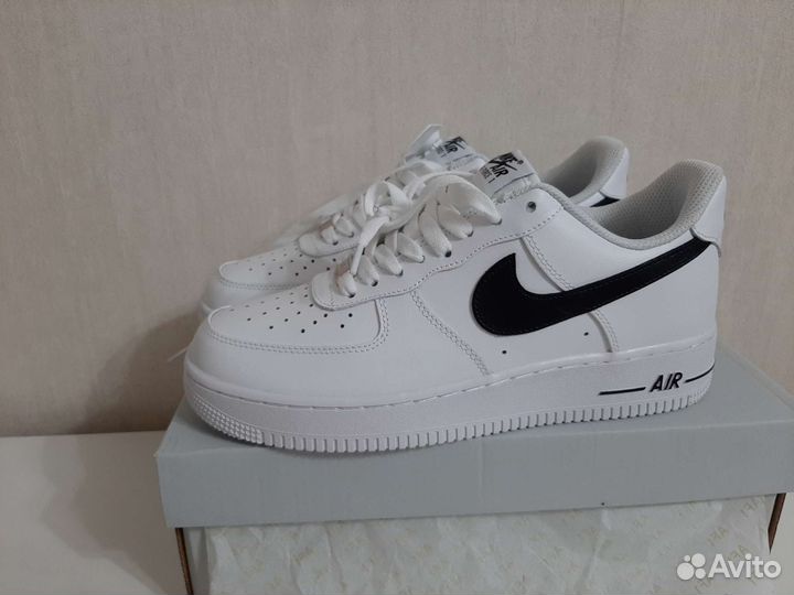 Кроссовки Nike