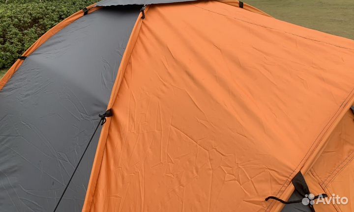 Палатка туристическая 4 местная