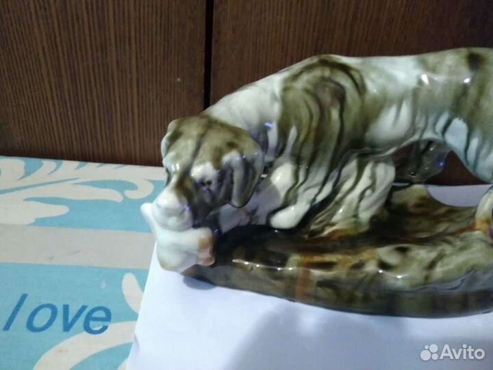 Собака с дичью